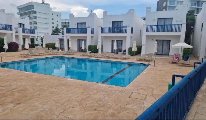Kritamo Beach Hotel Apartments Ayia Napa Exteriör bild